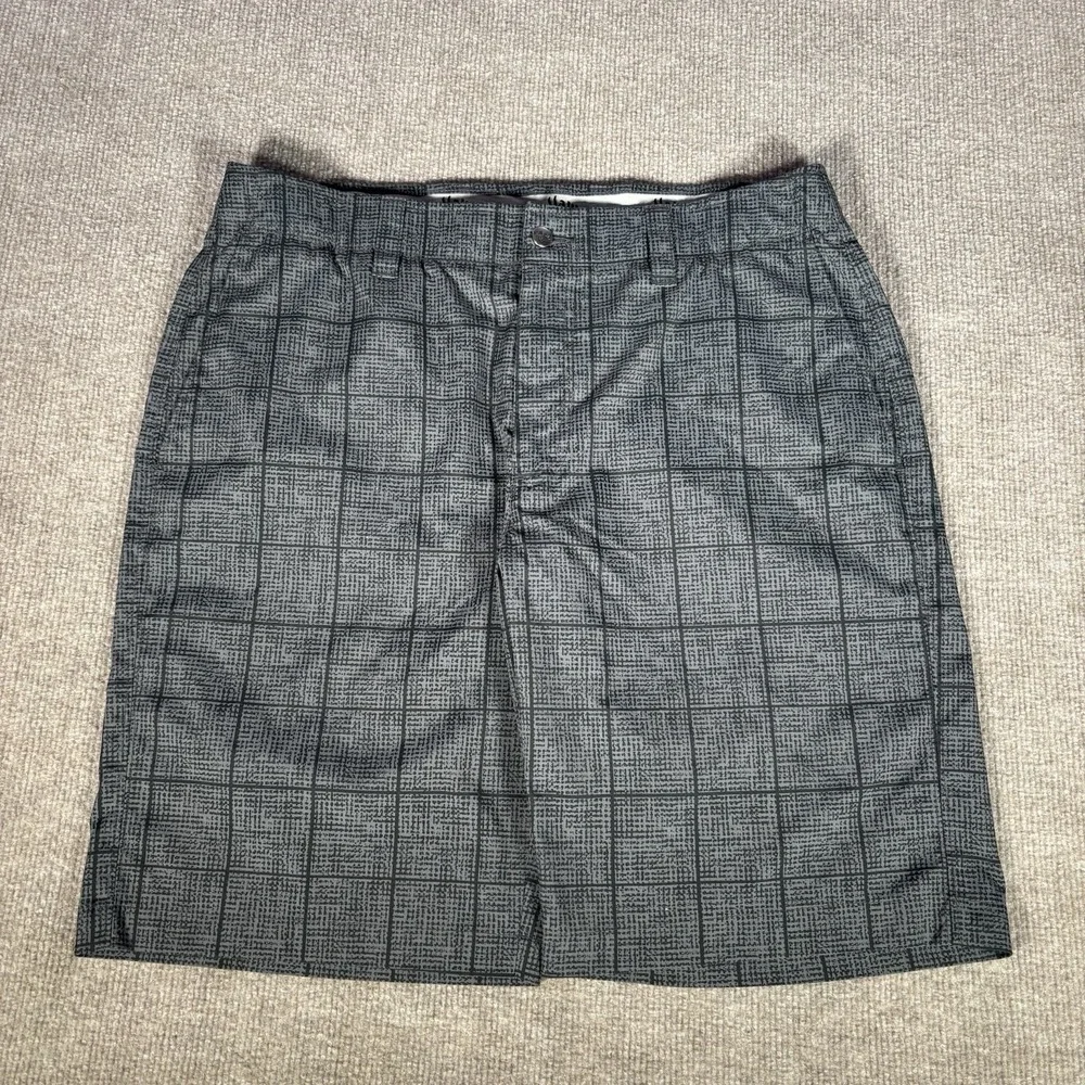 Callaway Shorts Mens 34 Gray Grid Plaid Chino Performance Flat Front‎ Logo Golf